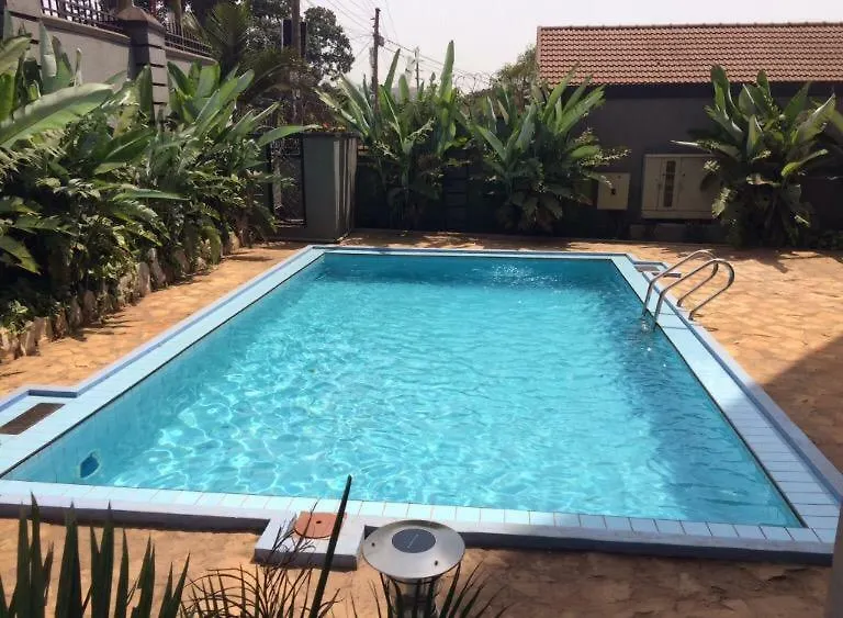 Roze Court Apartment Kampala 0*,