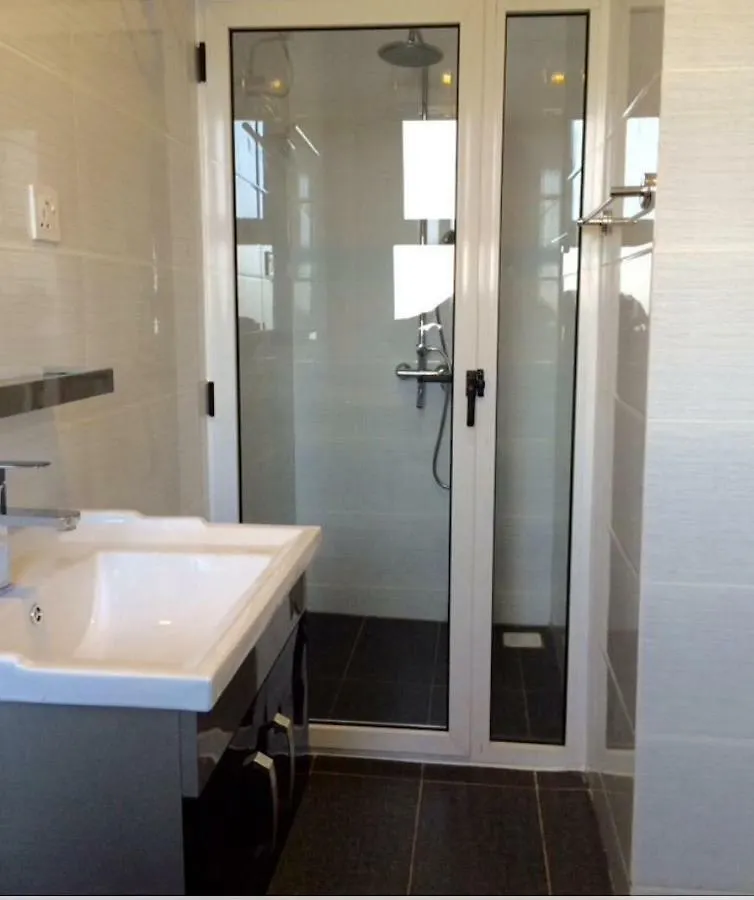 Roze Court Apartment Kampala